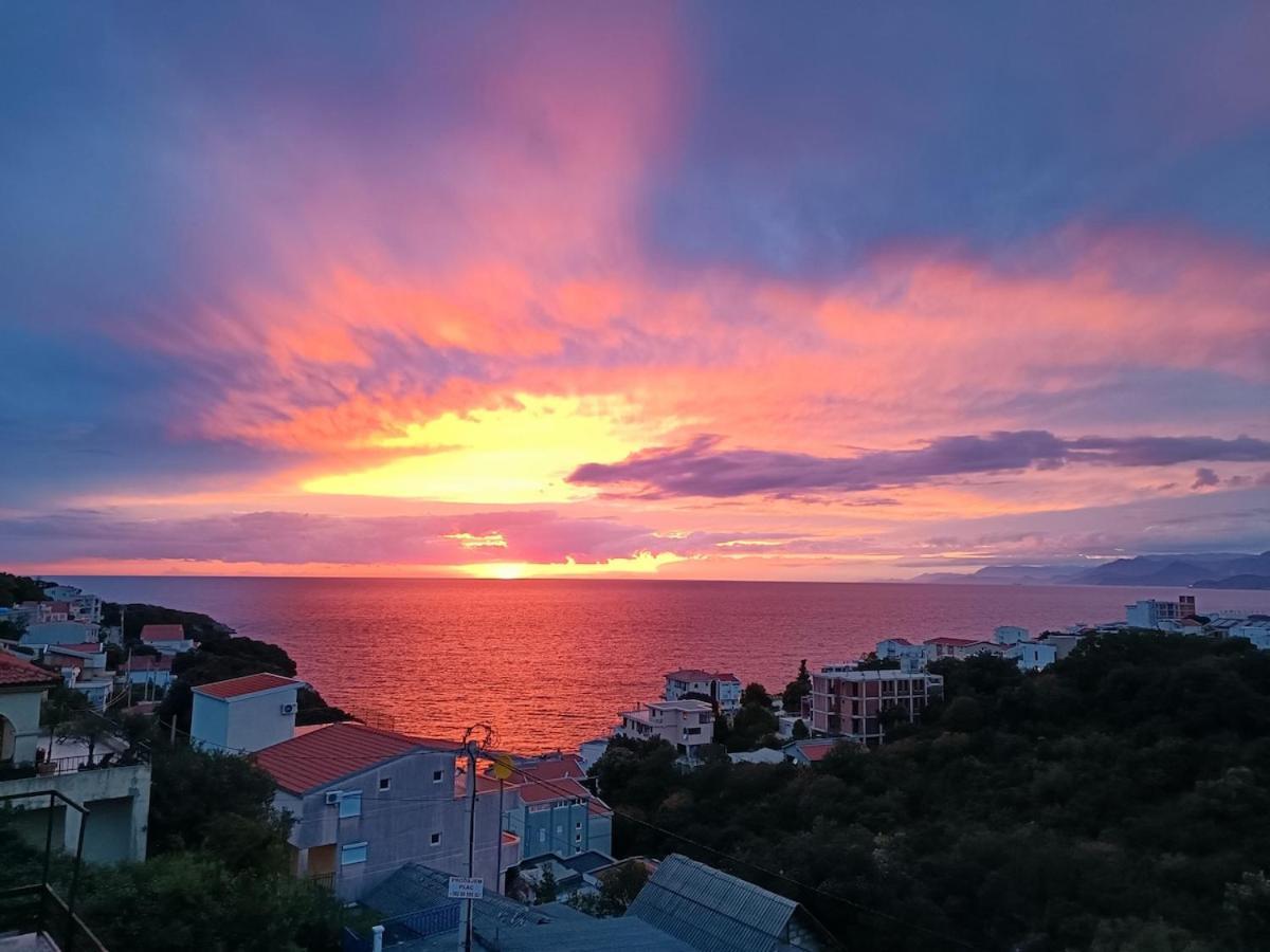 Carefree Apartments Ulcinj Bagian luar foto