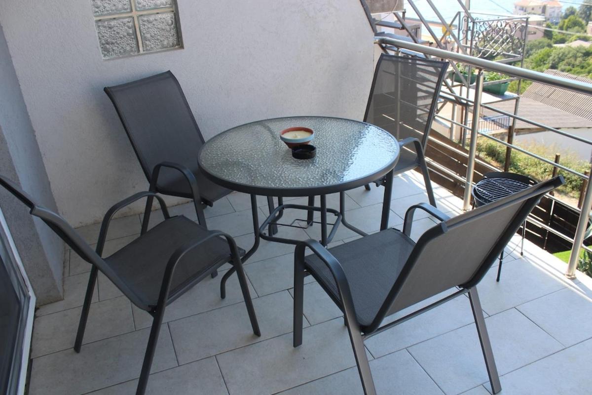 Carefree Apartments Ulcinj Bagian luar foto