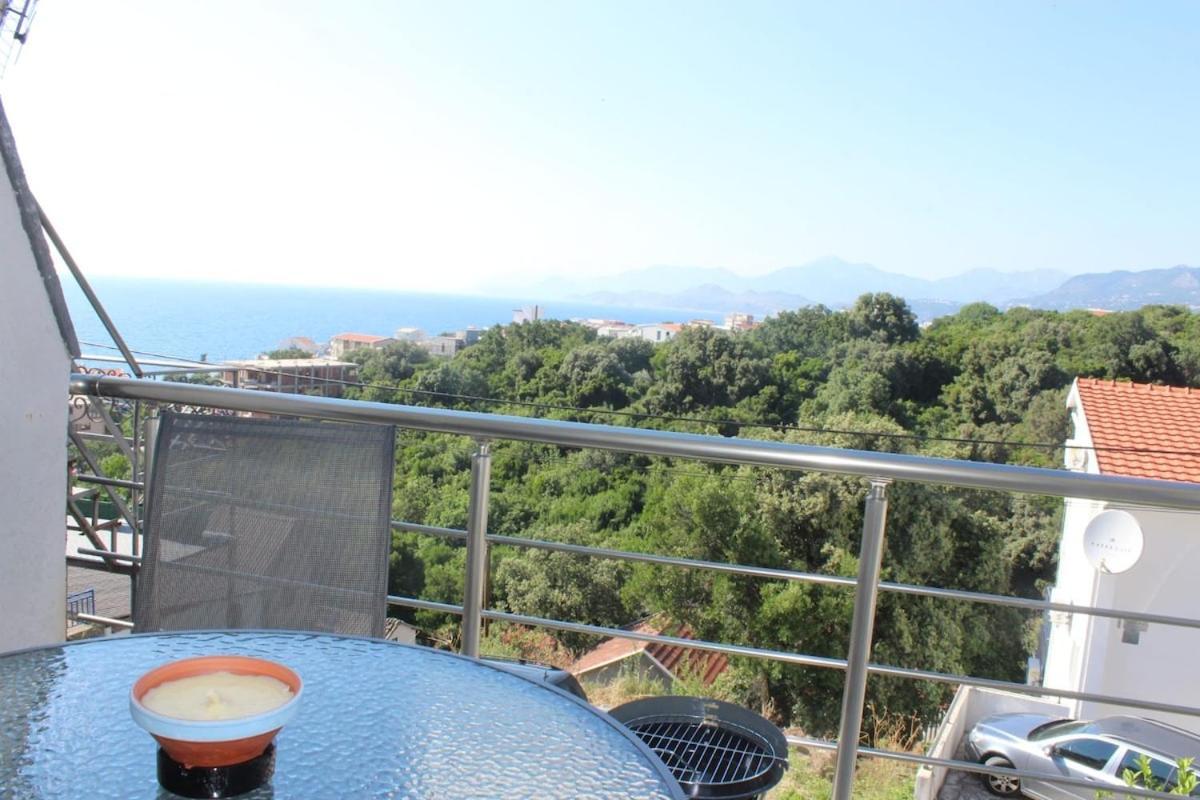 Carefree Apartments Ulcinj Bagian luar foto