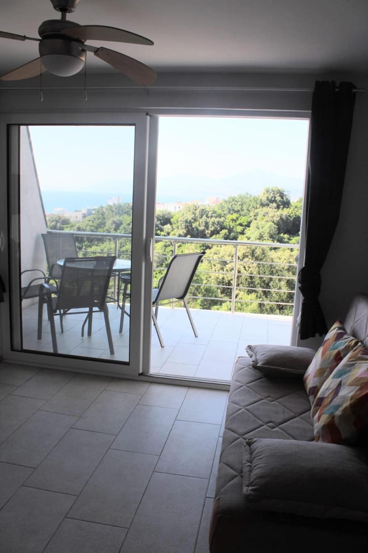 Carefree Apartments Ulcinj Bagian luar foto